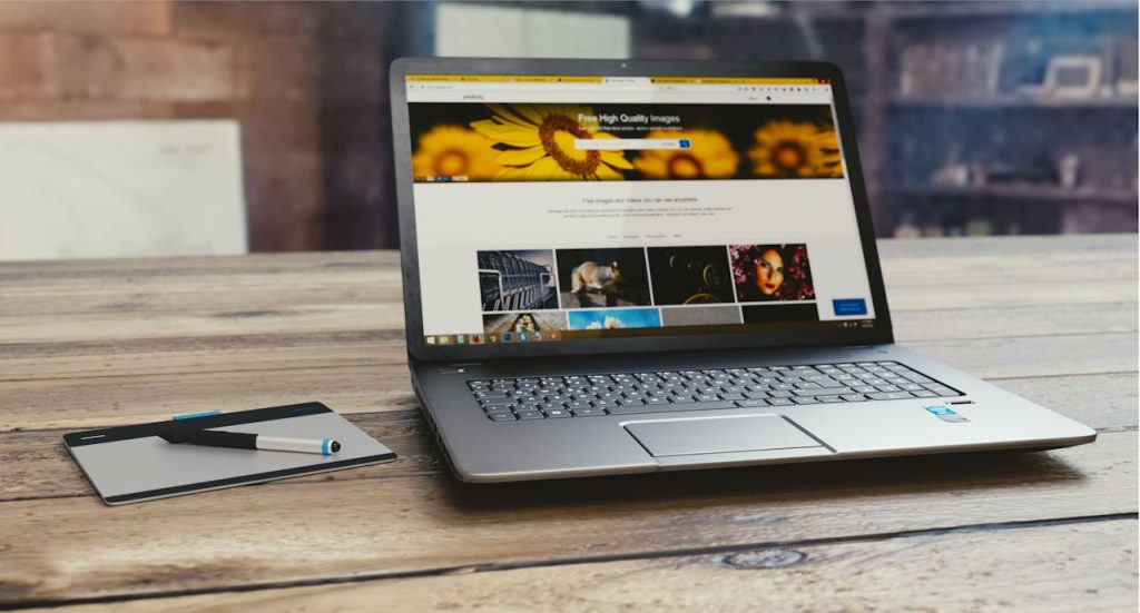 pexels-photo-109371 Gray Laptop Computer